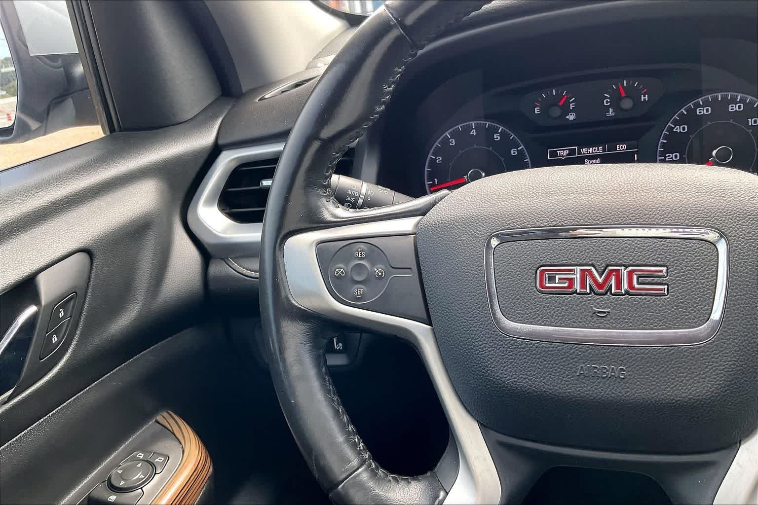 Thumbnail: 2018 GMC Acadia - 23