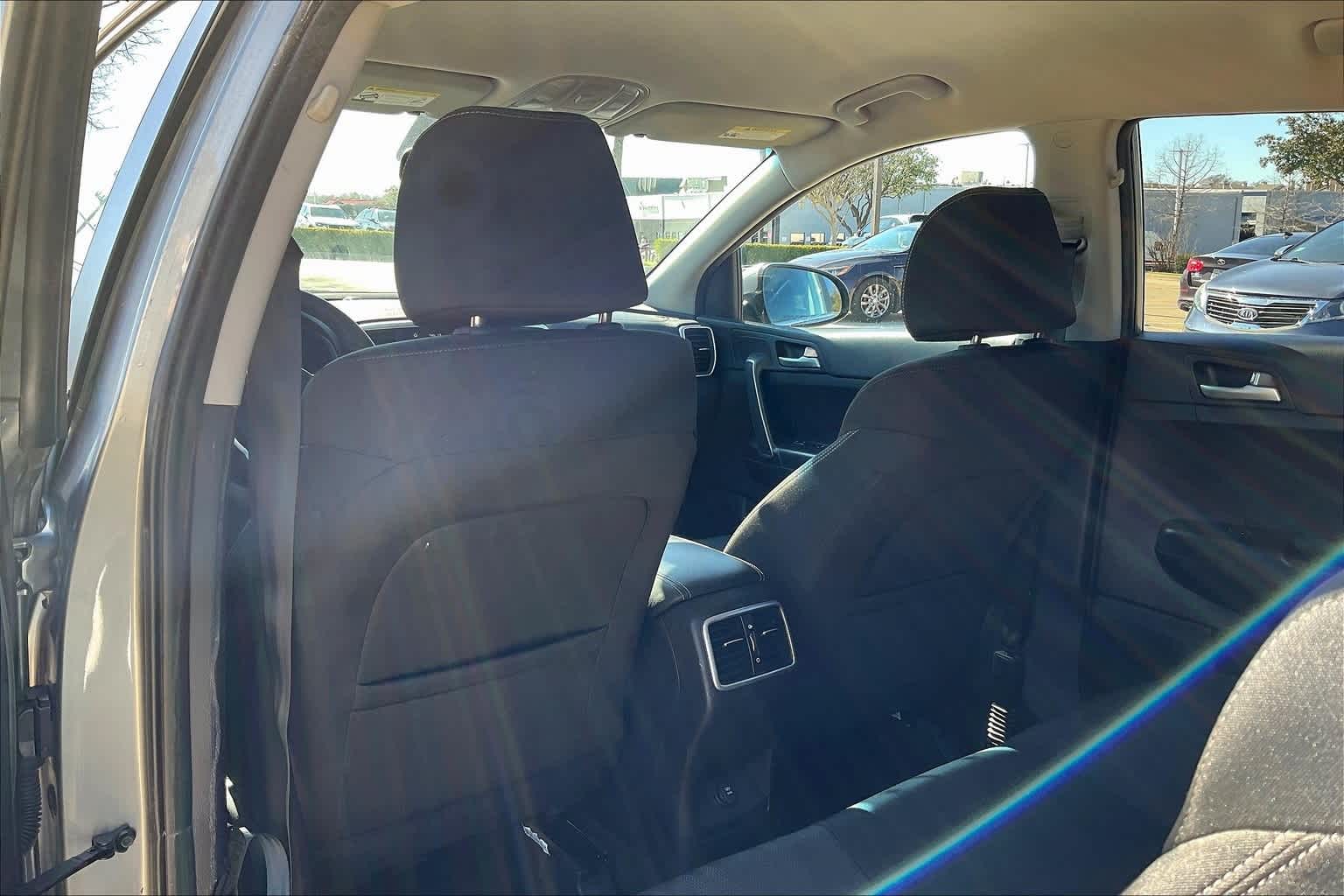 Thumbnail: 2021 Kia Sportage - 12