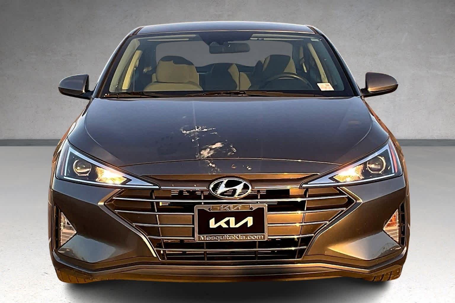 Thumbnail: 2019 Hyundai Elantra - 6