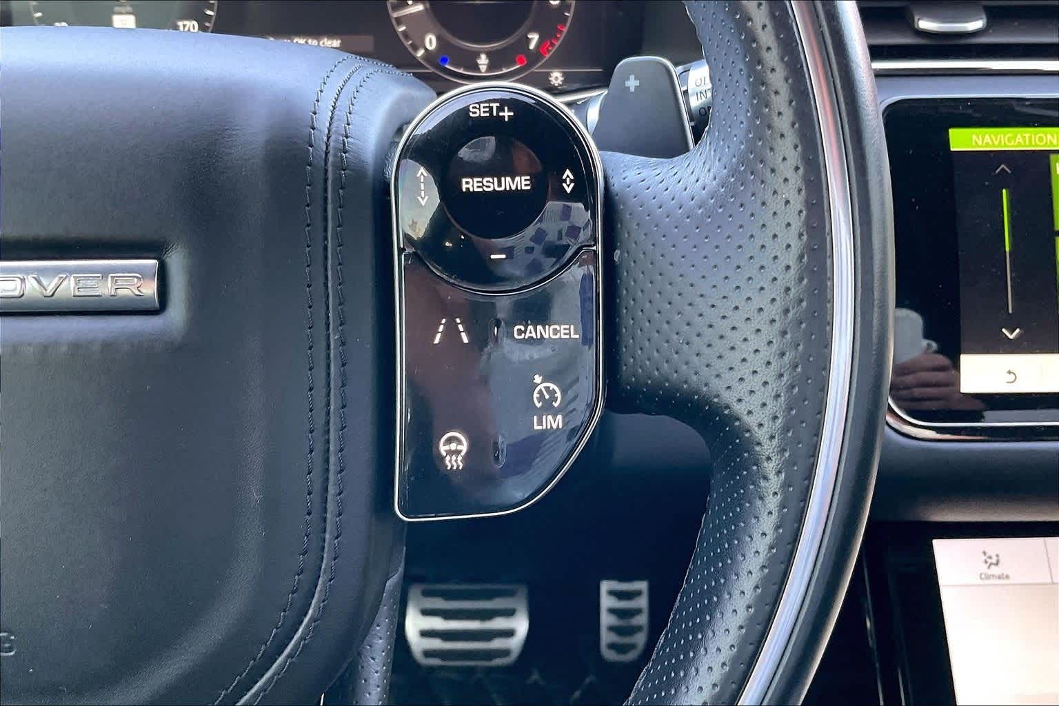 Thumbnail: 2020 Land Rover Range Rover Evoque - 25