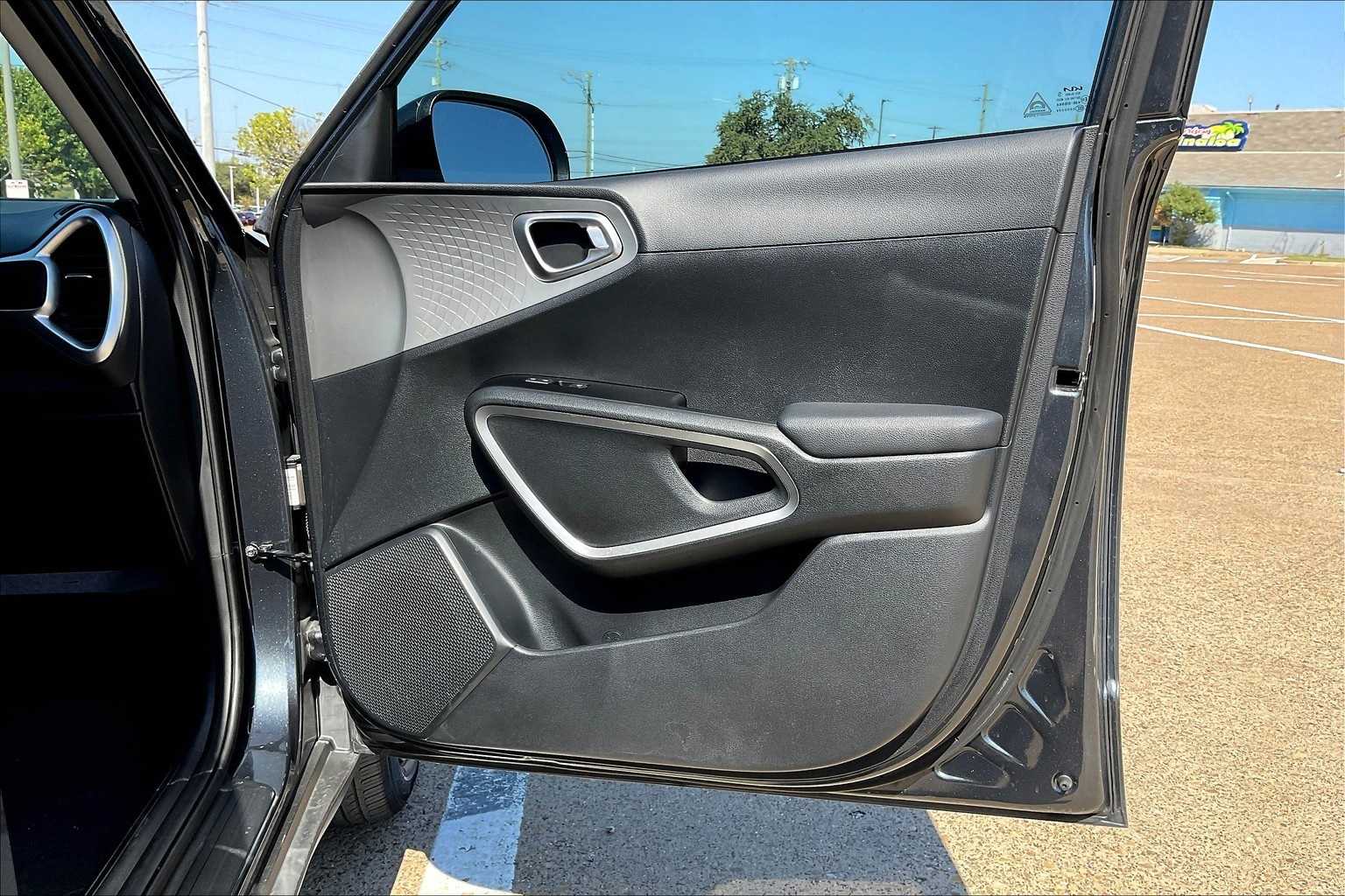 Thumbnail: 2023 Kia Soul - 27