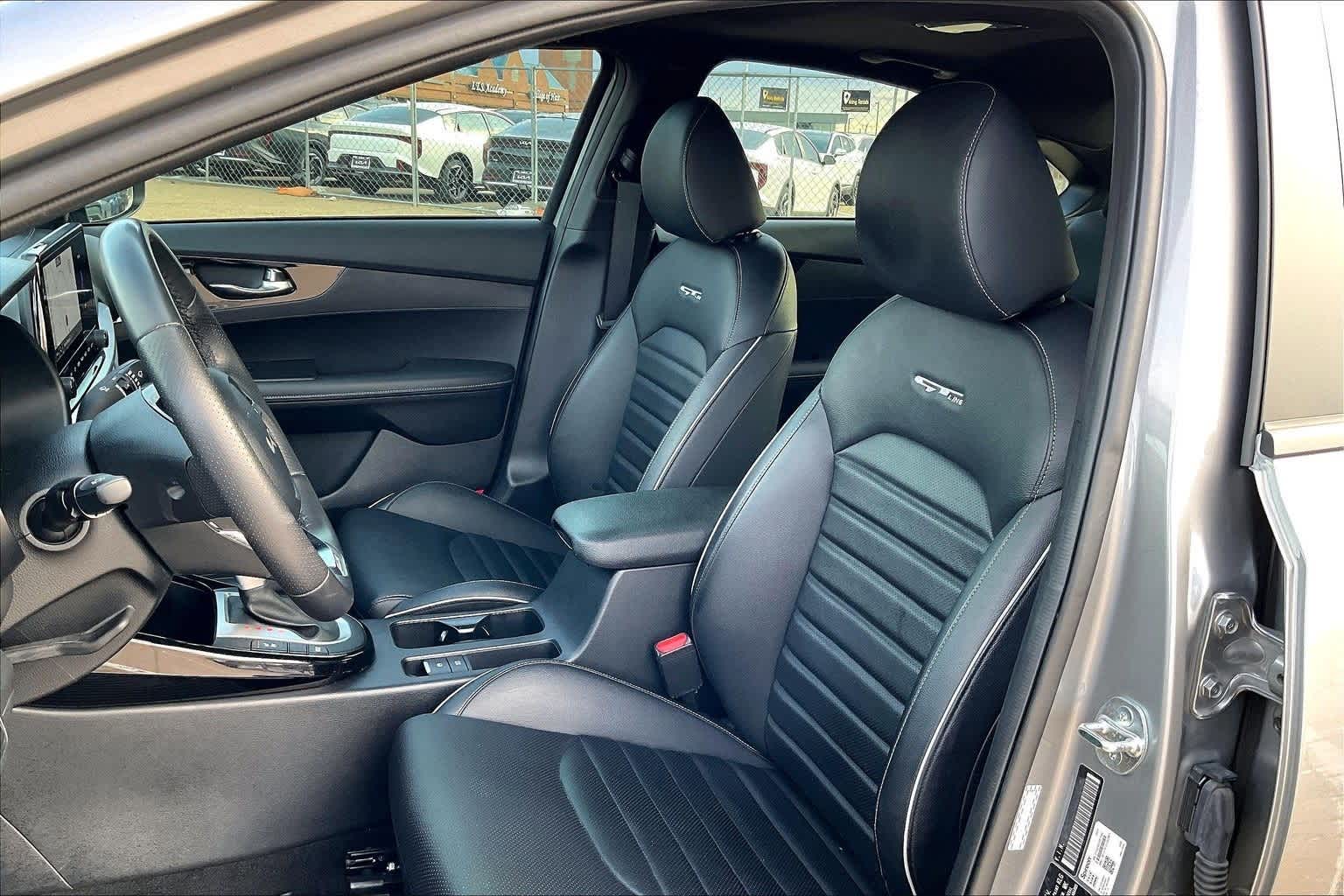 Thumbnail: 2024 Kia Forte - 11