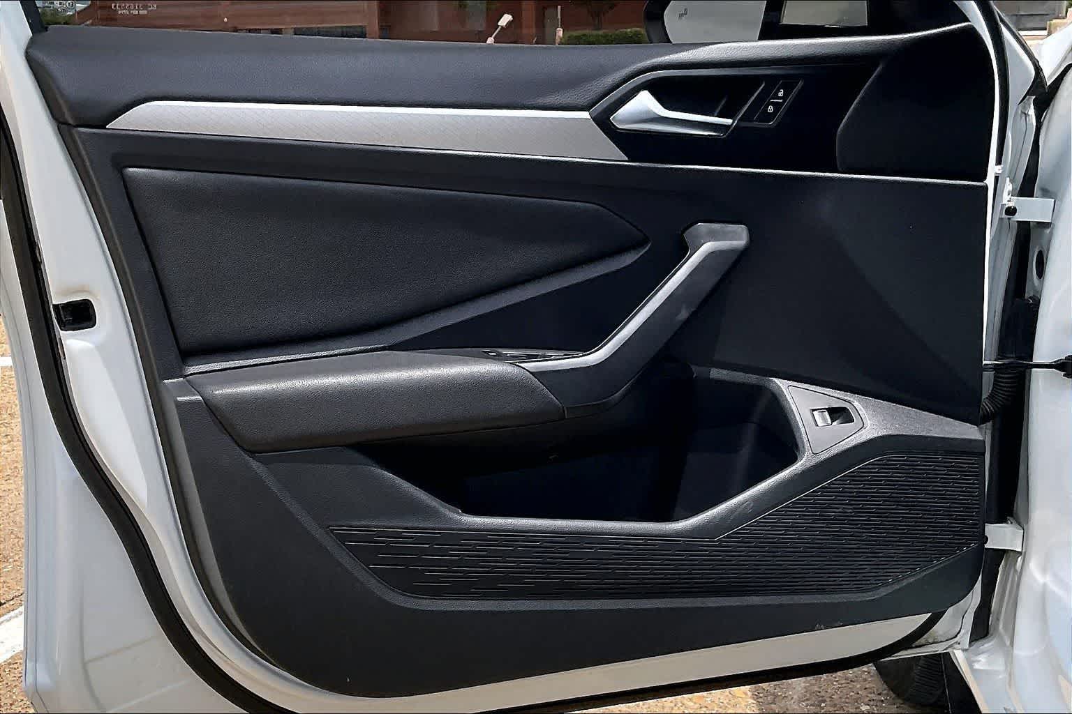 Thumbnail: 2019 Volkswagen Jetta - 26