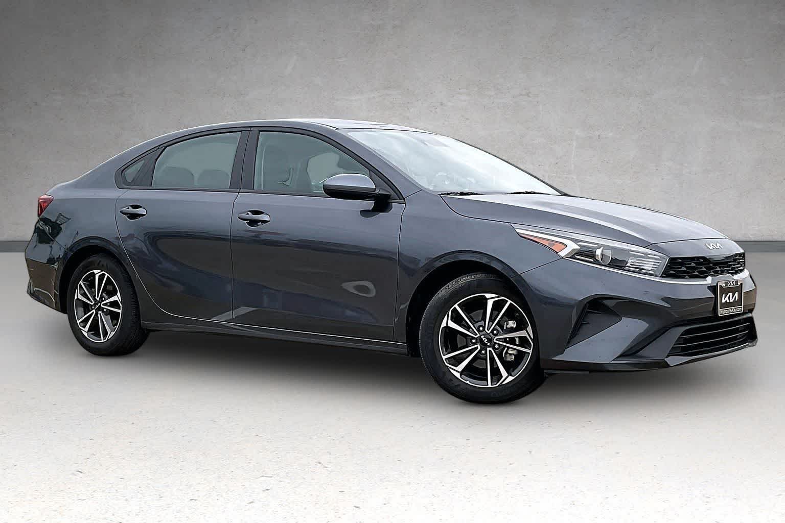 Thumbnail: 2024 Kia Forte - 19