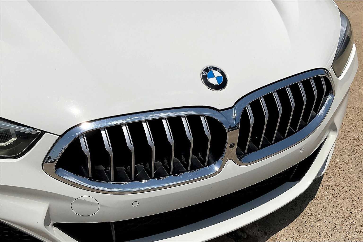 Thumbnail: 2022 BMW 8 Series - 30