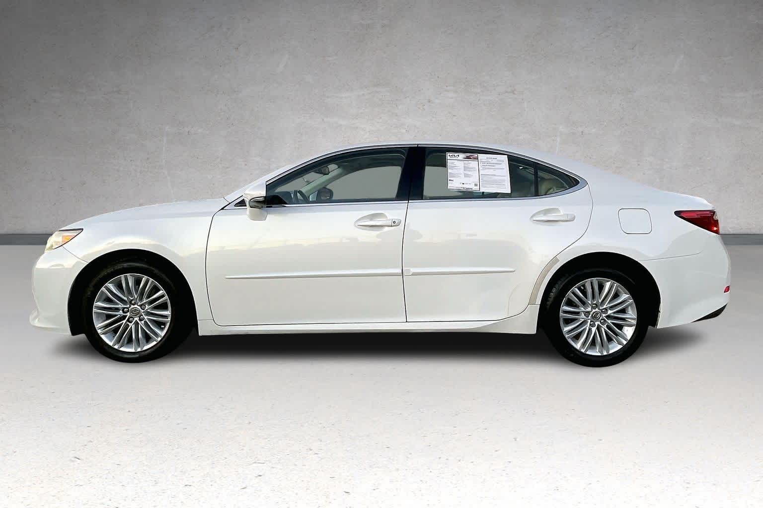 2013 Lexus ES 350 photo 3