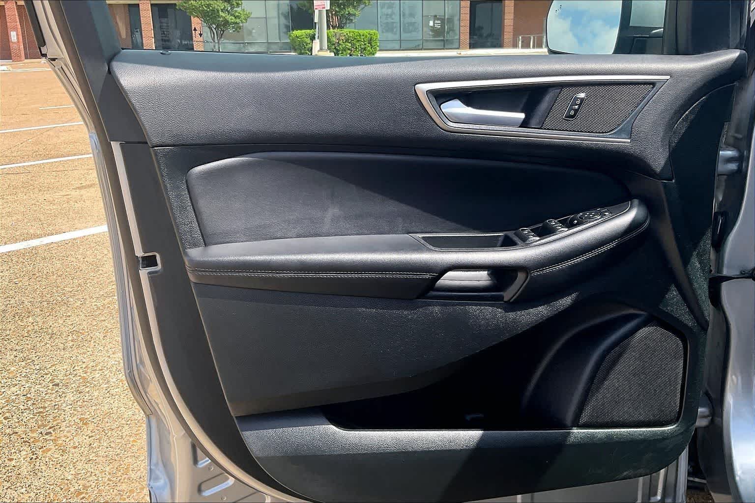 Thumbnail: 2024 Ford Edge - 27