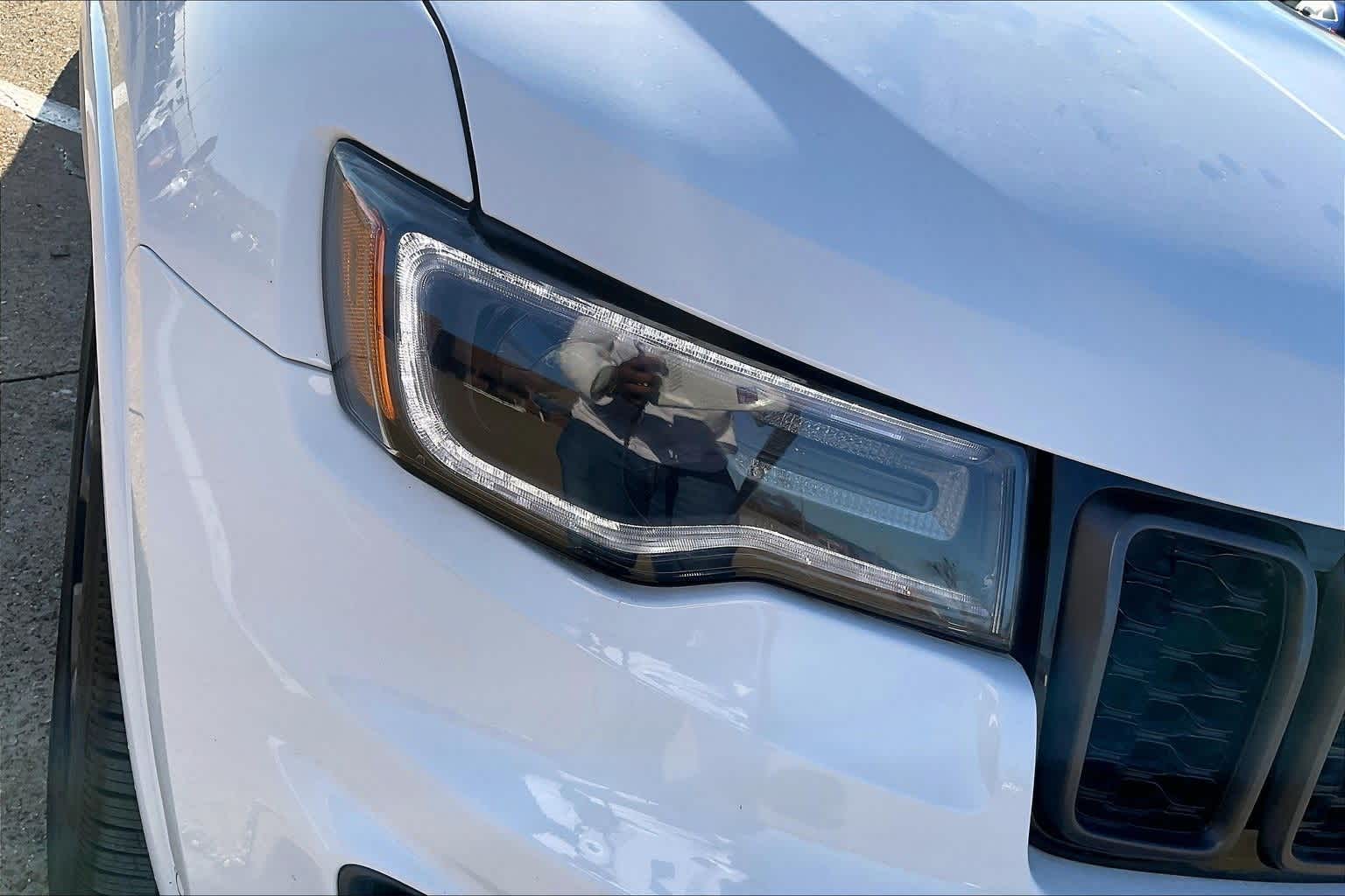 Thumbnail: 2021 Jeep Grand Cherokee - 30