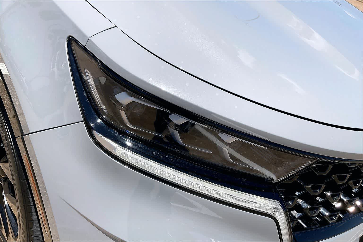 Thumbnail: 2023 Kia Sorento - 29