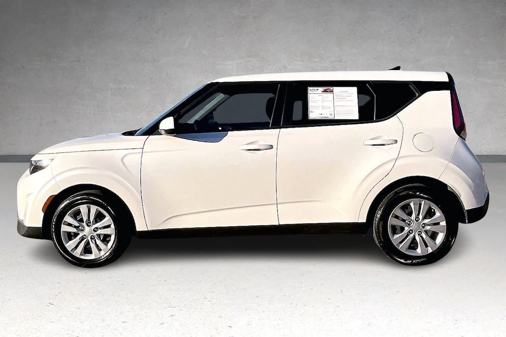 Certified 2023 Kia Soul LX Hatchback