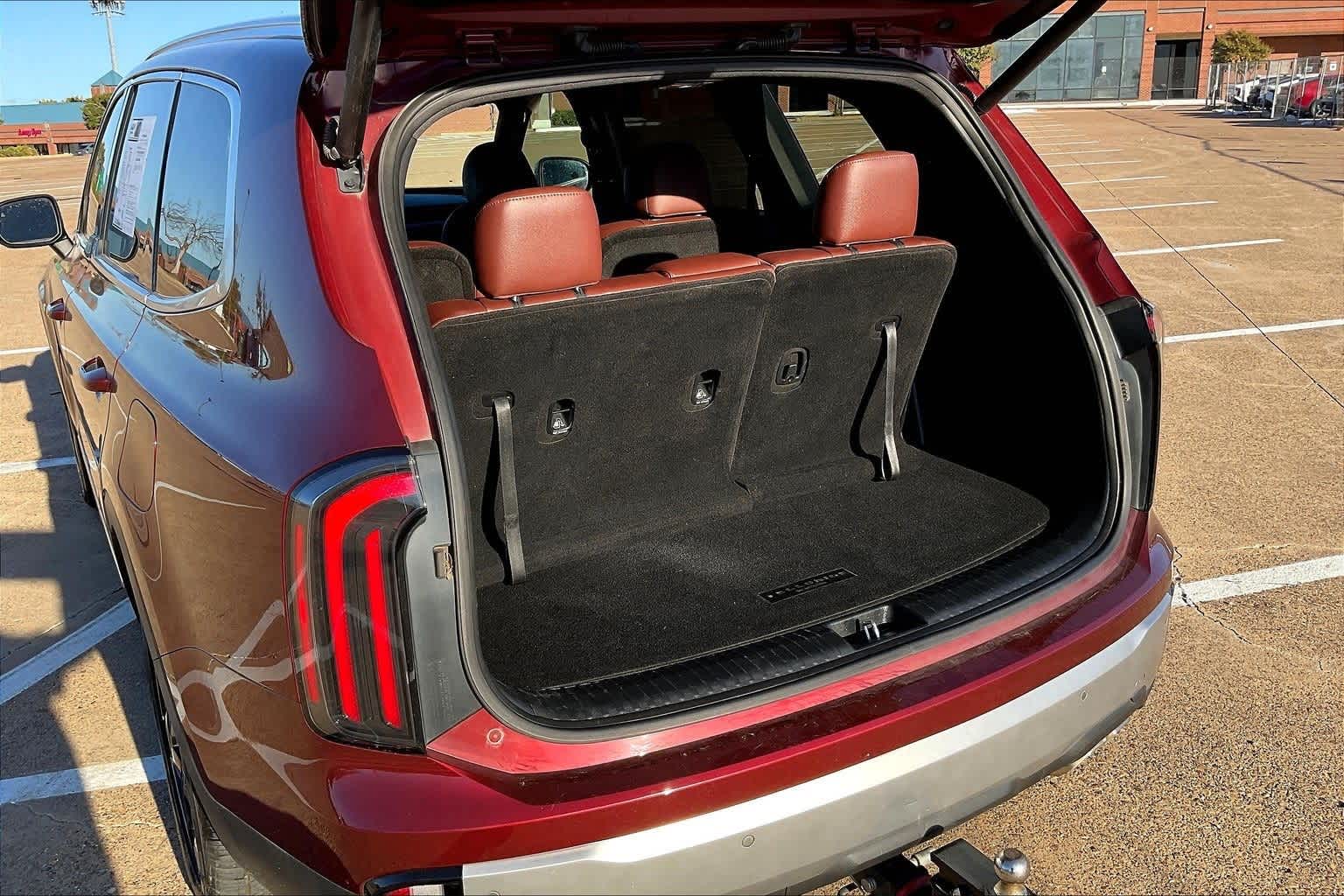 Thumbnail: 2023 Kia Telluride - 17