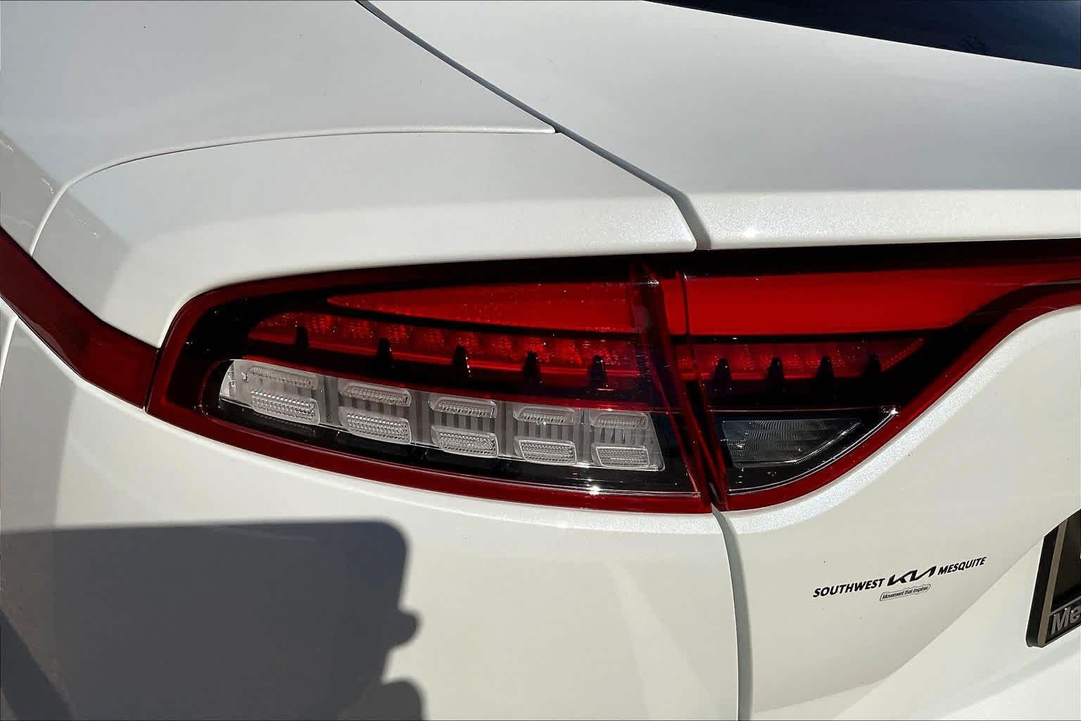 Thumbnail: 2023 Kia Stinger - 31