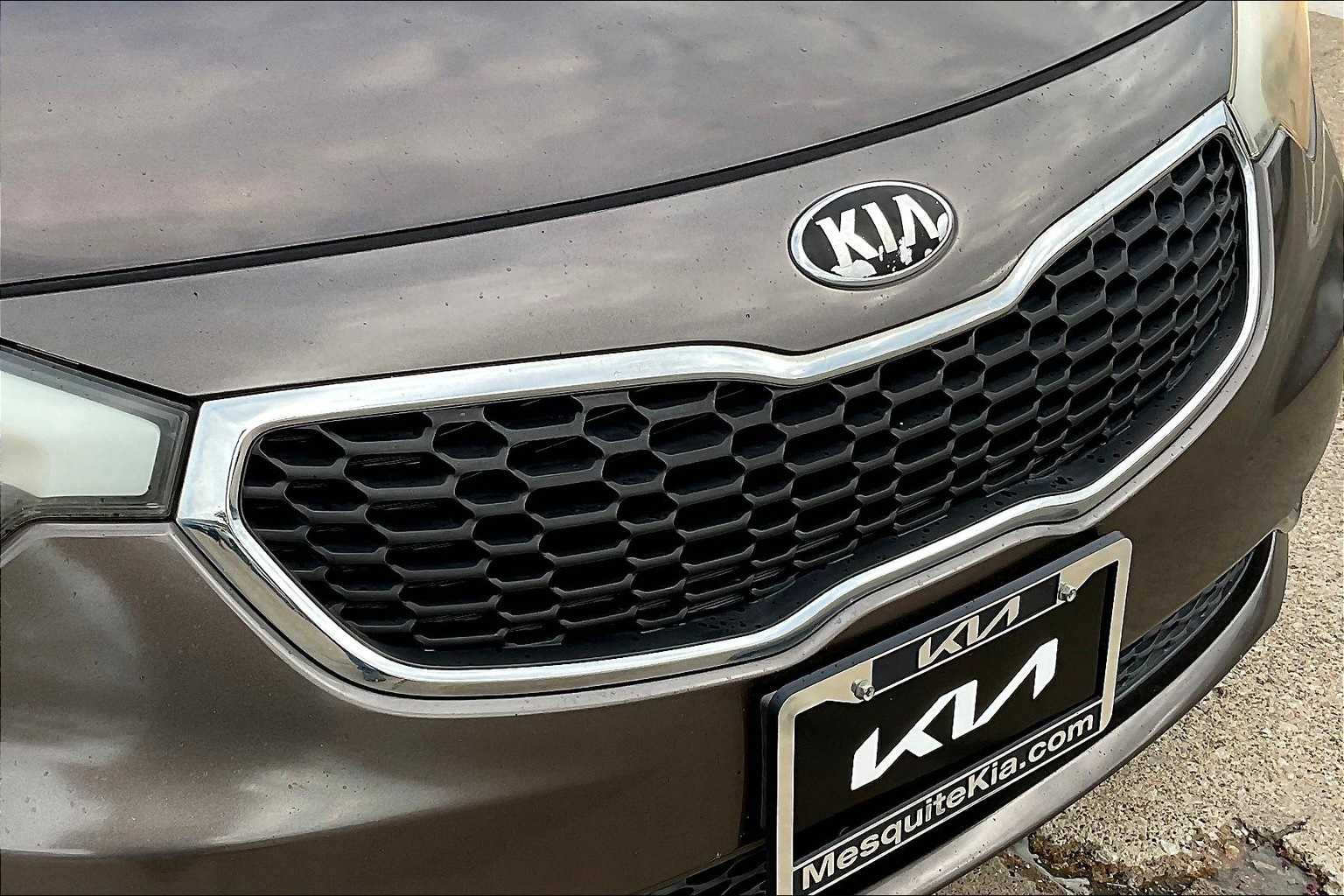 Thumbnail: 2014 Kia Forte - 30