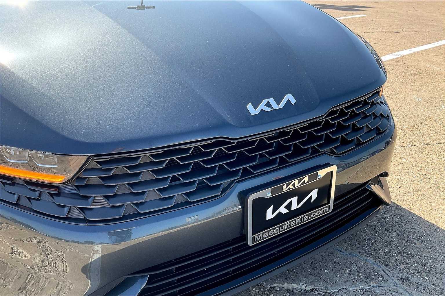 Thumbnail: 2023 Kia K5 - 31
