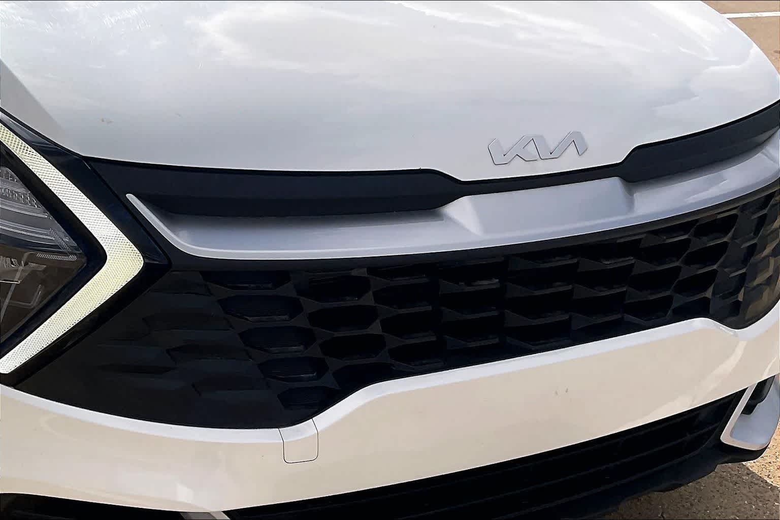 Thumbnail: 2023 Kia Sportage - 32