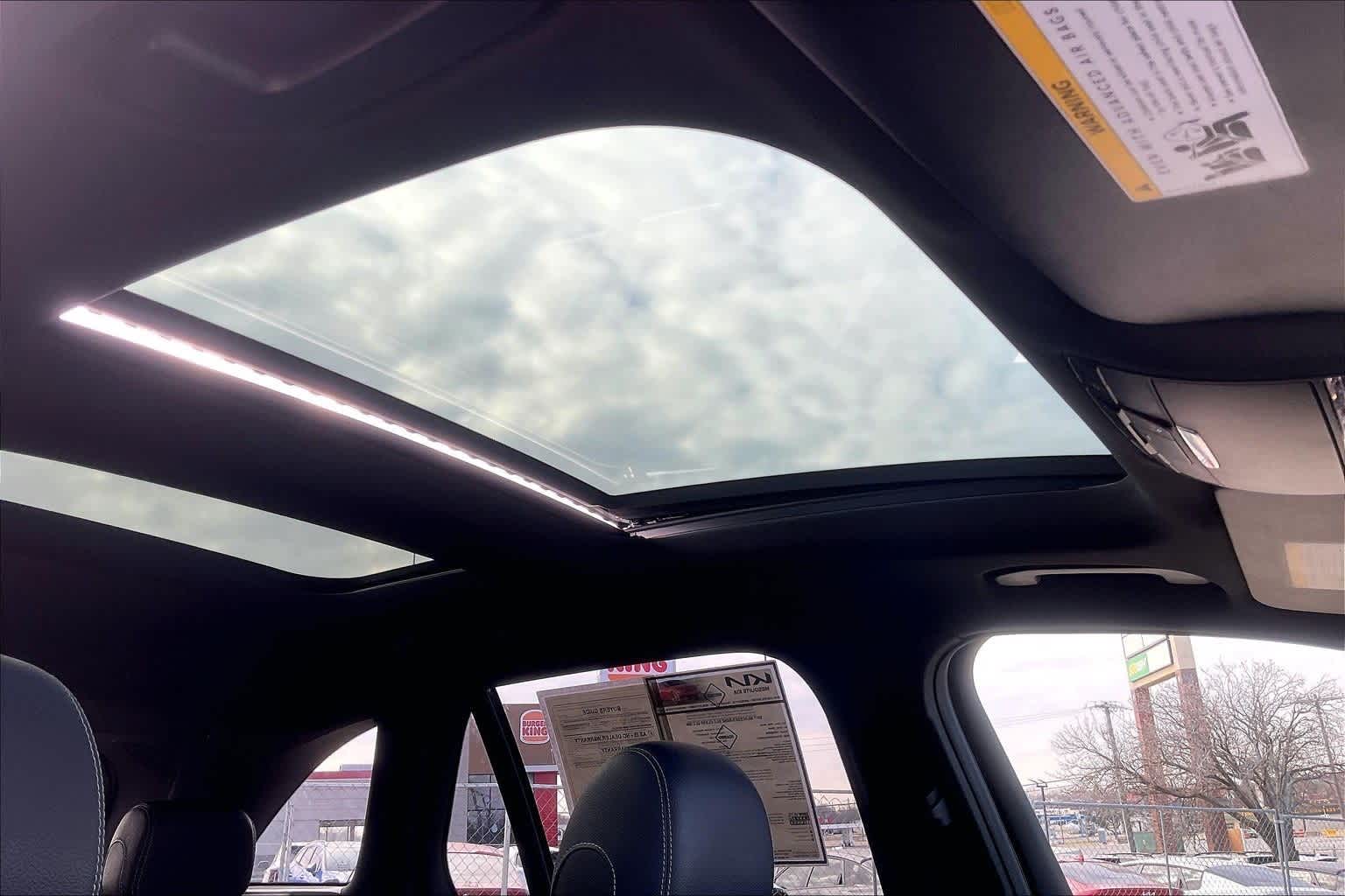 Thumbnail: 2017 Mercedes-Benz GLC - 30