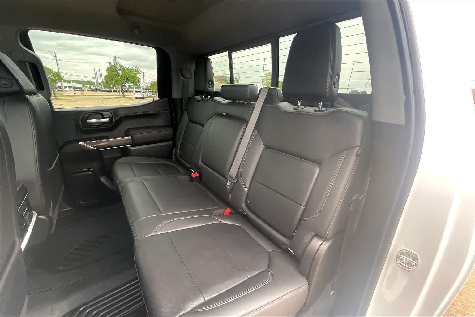 Thumbnail: 2021 Chevrolet Silverado 1500 - 29