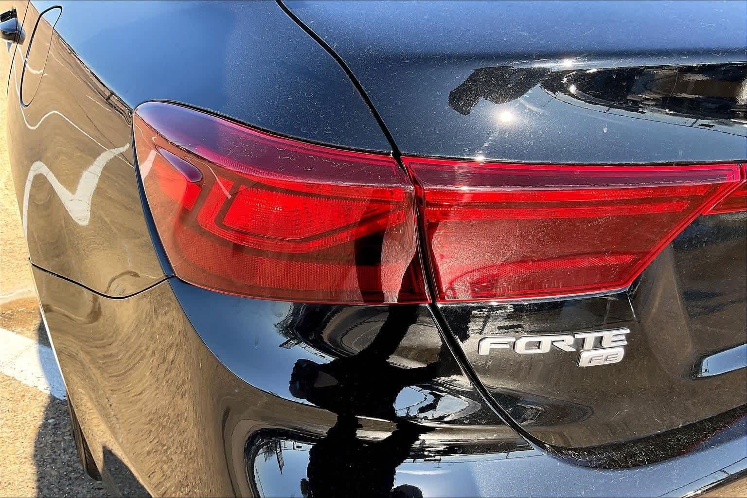 Thumbnail: 2024 Kia Forte - 30