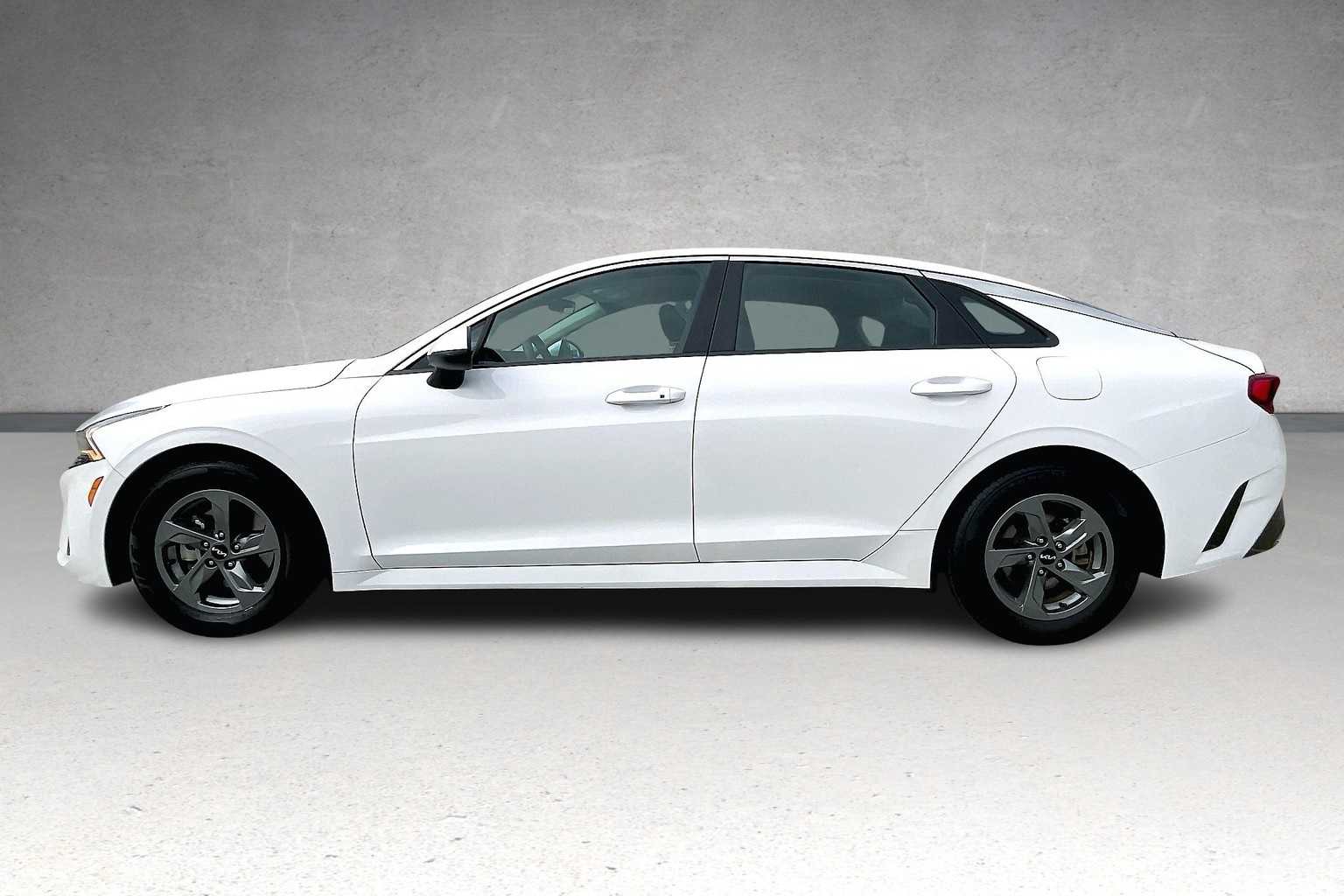 Thumbnail: 2022 Kia K5 - 3