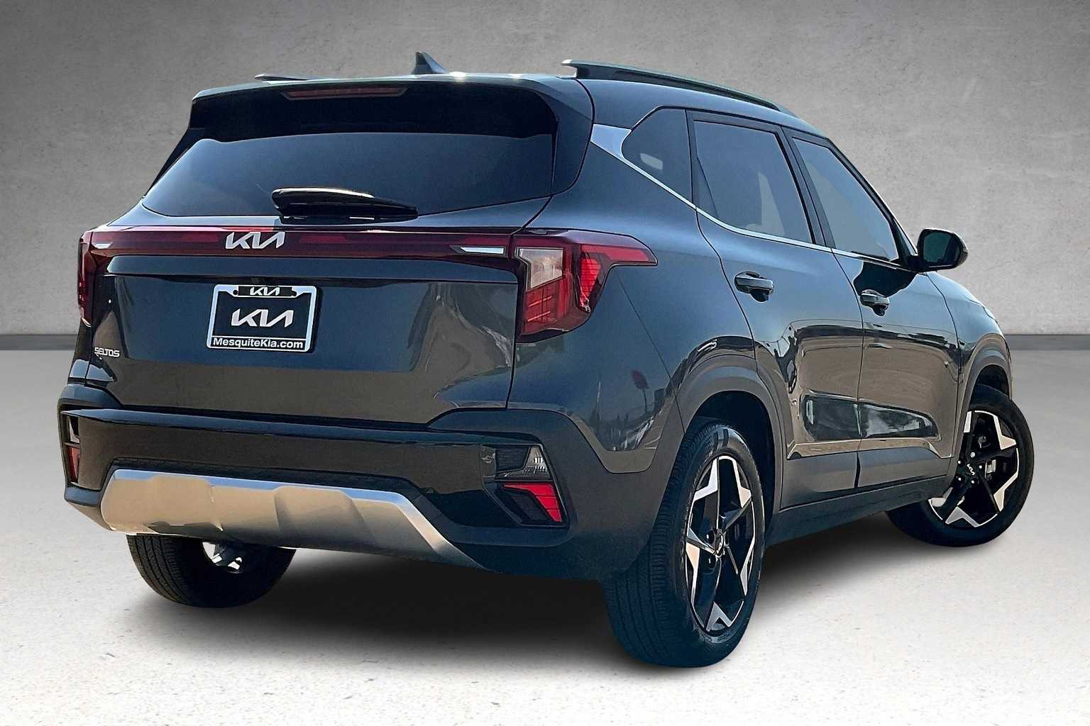 Thumbnail: 2024 Kia Seltos - 22