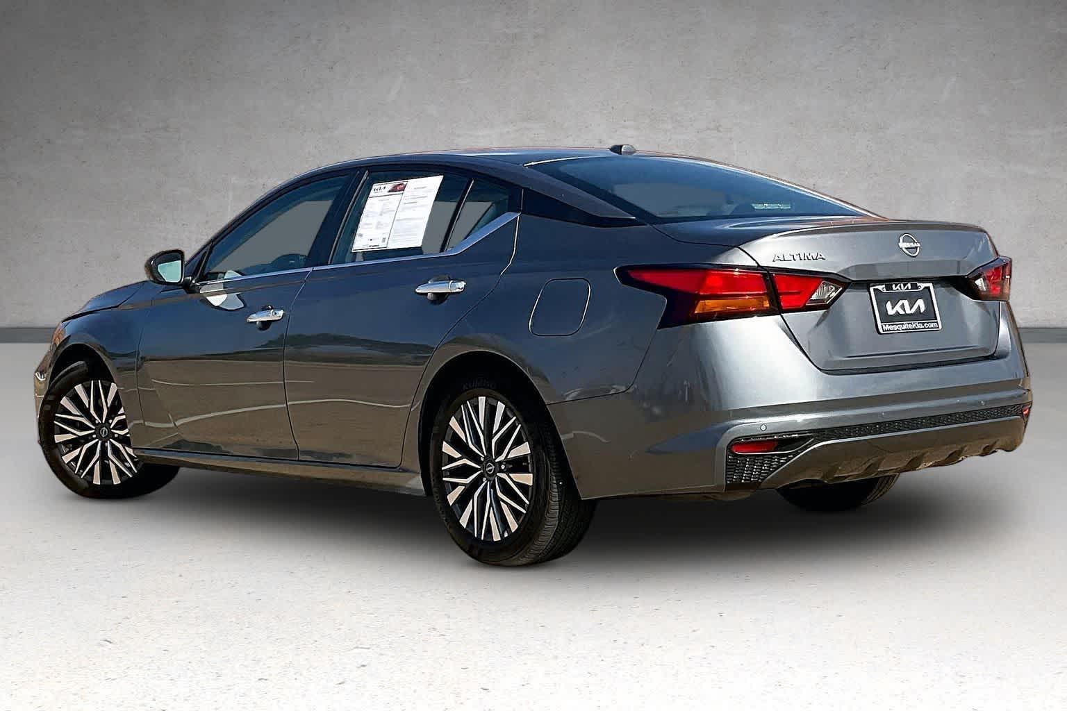 Thumbnail: 2025 Nissan Altima - 4