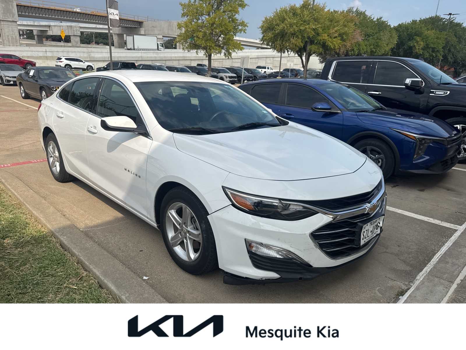 Thumbnail: 2020 Chevrolet Malibu - 1