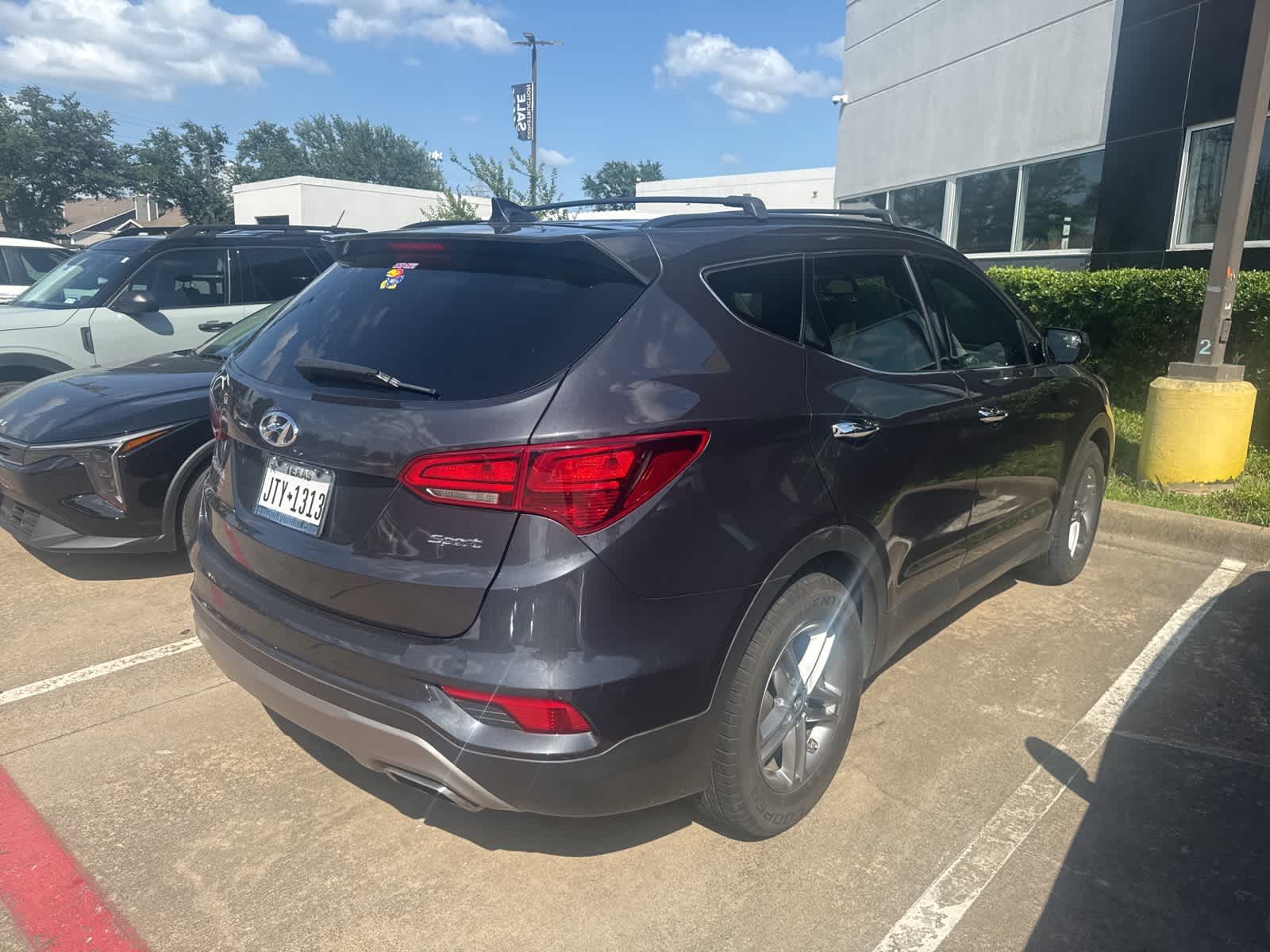 Thumbnail: 2017 Hyundai Santa Fe - 3