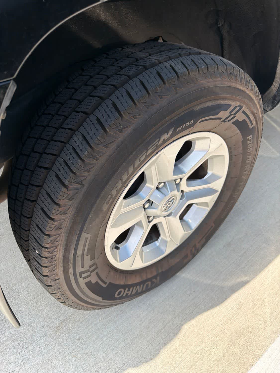 Thumbnail: 2014 Toyota 4Runner - 5