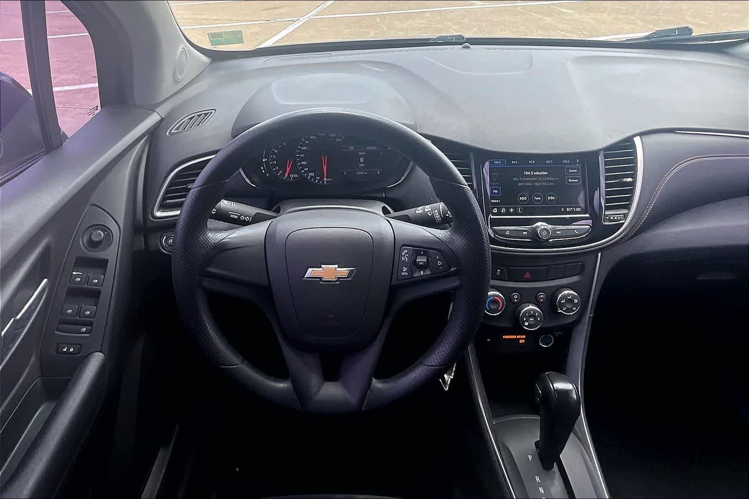 Thumbnail: 2019 Chevrolet Trax - 12