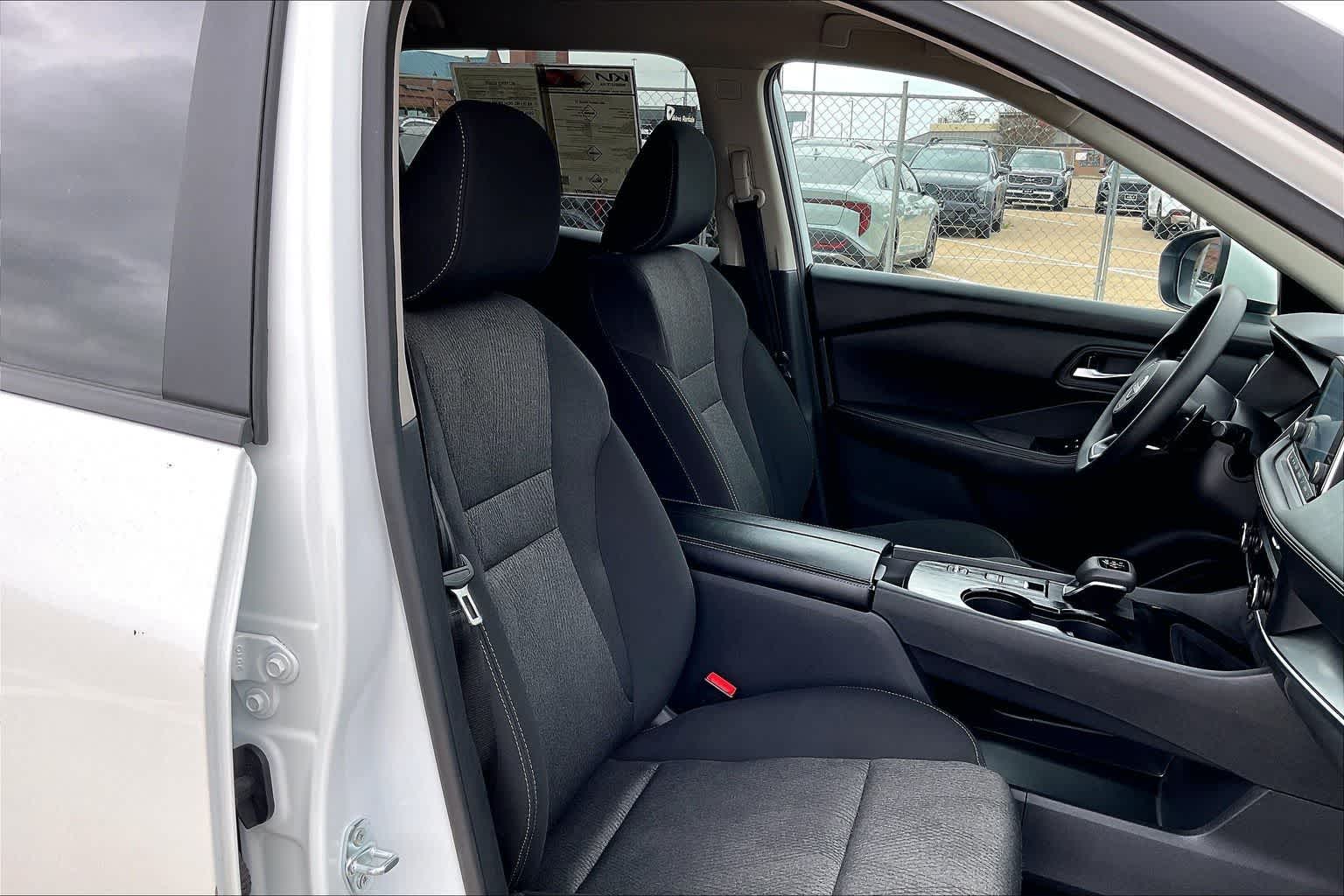 Thumbnail: 2024 Nissan Rogue - 13