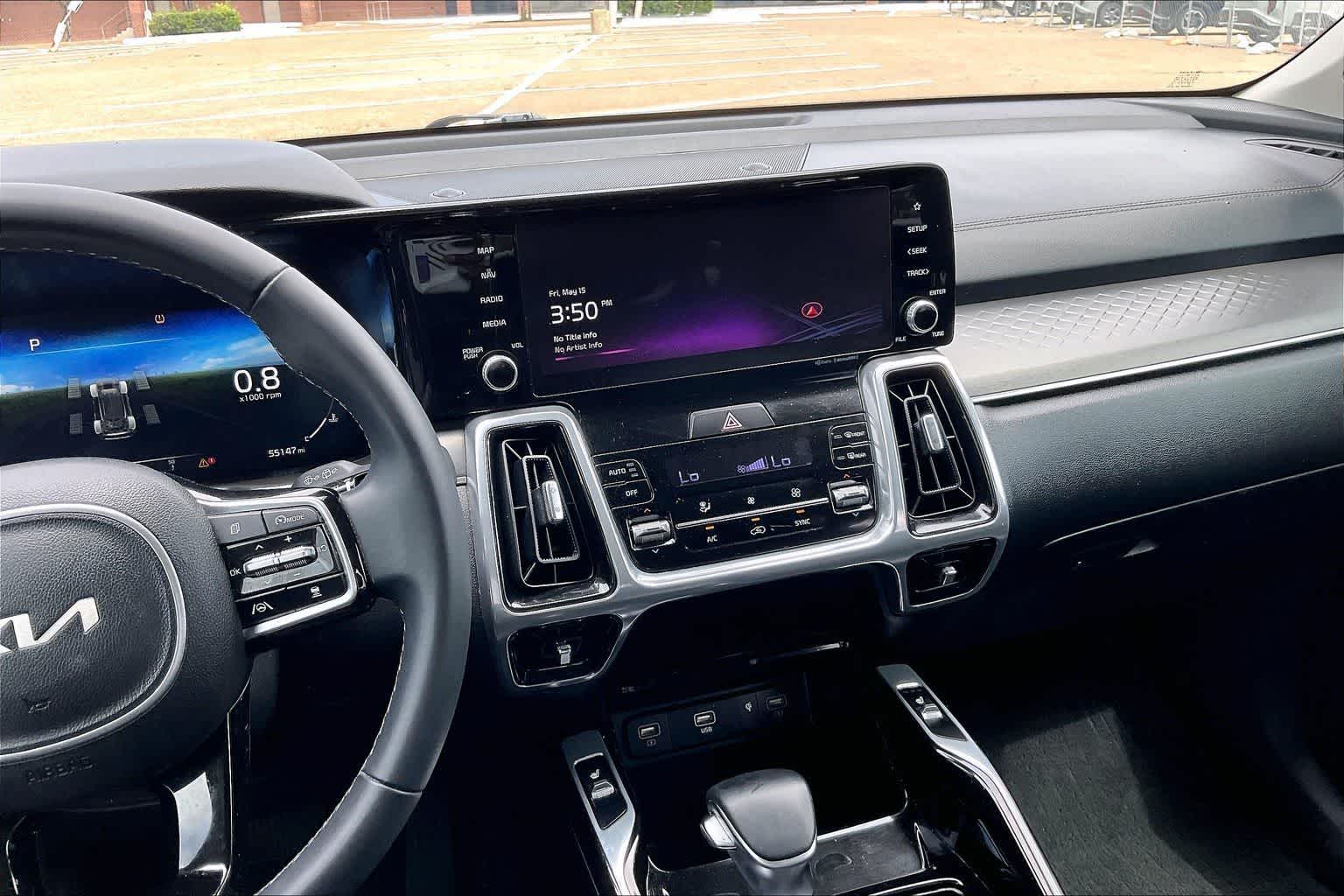 Thumbnail: 2023 Kia Sorento - 14