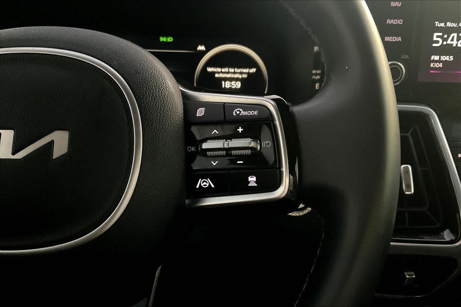 Thumbnail: 2023 Kia Sorento - 23