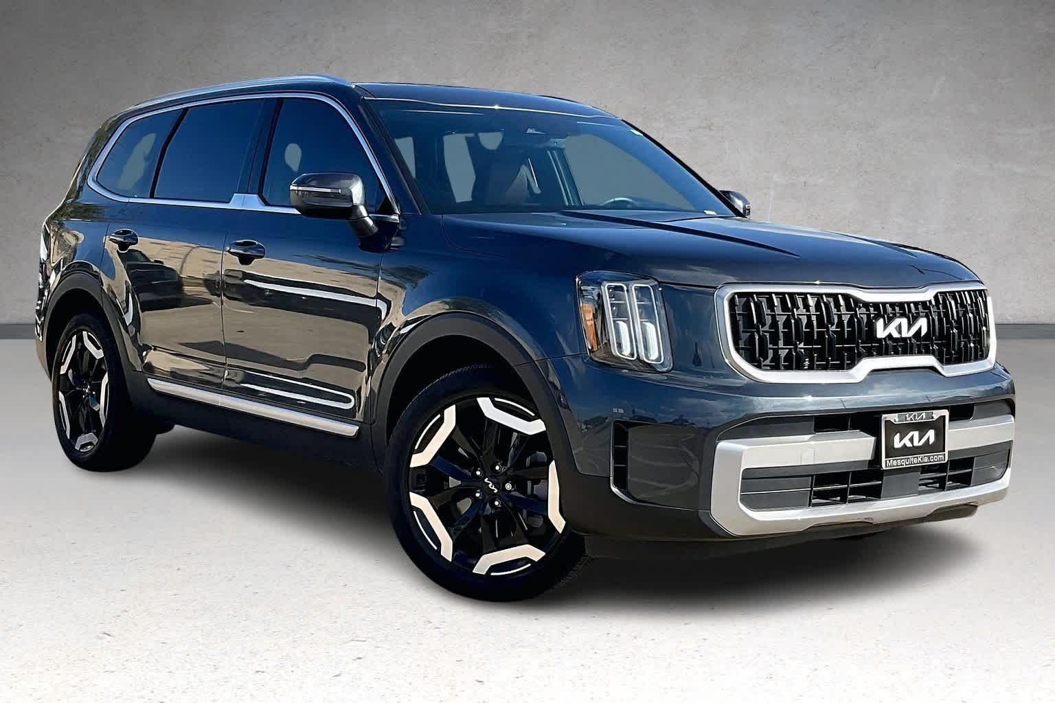 Thumbnail: 2023 Kia Telluride - 20