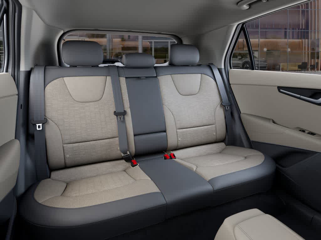 Thumbnail: 2025 Kia Niro - 16