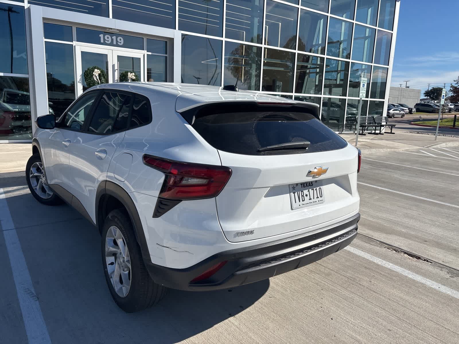 Thumbnail: 2024 Chevrolet Trax - 11