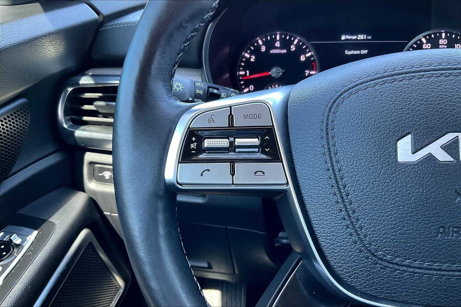 Thumbnail: 2022 Kia Telluride - 24