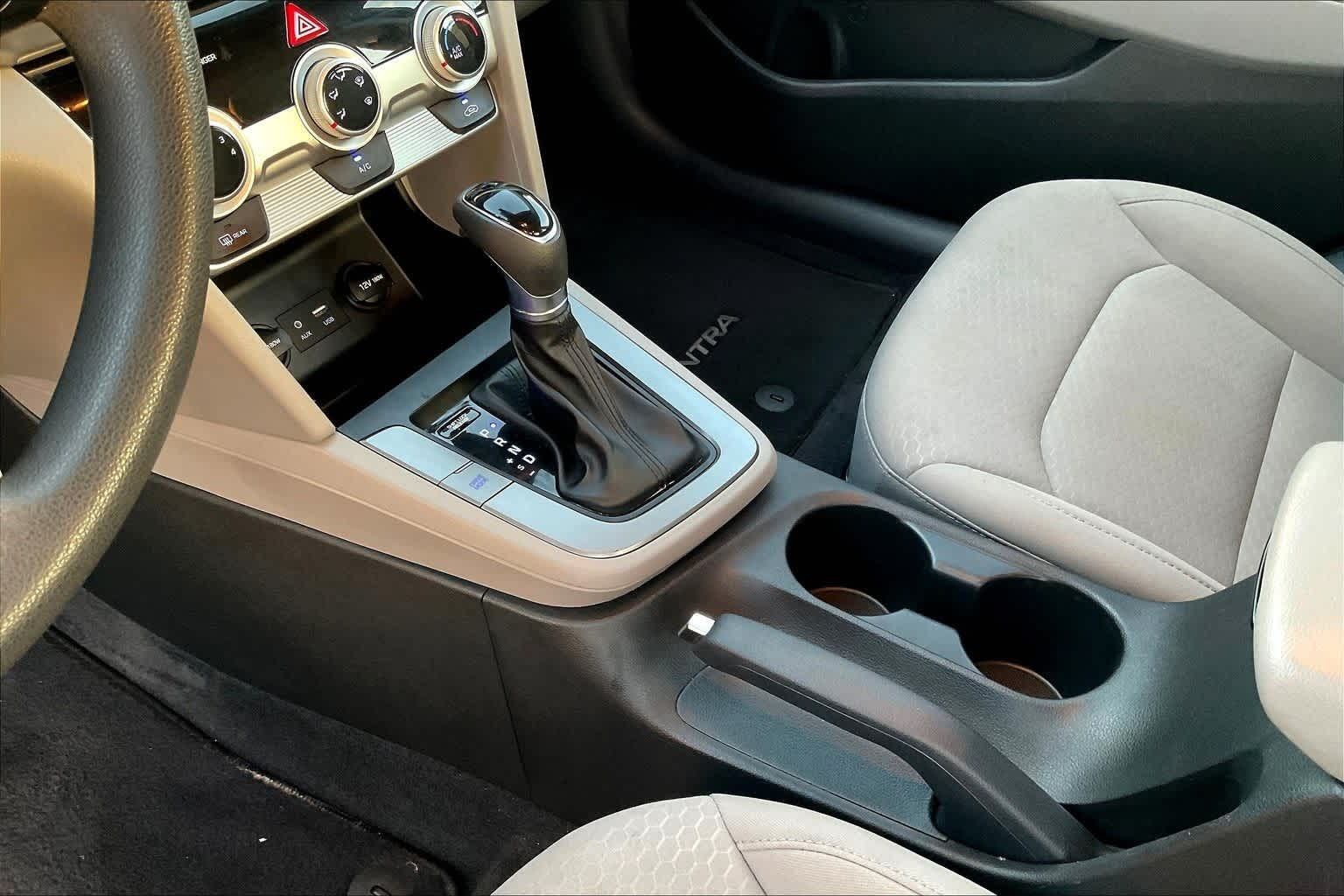 Thumbnail: 2019 Hyundai Elantra - 15