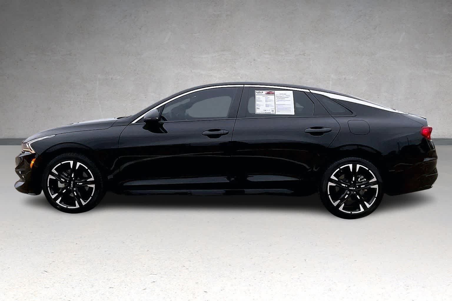 Thumbnail: 2023 Kia K5 - 3