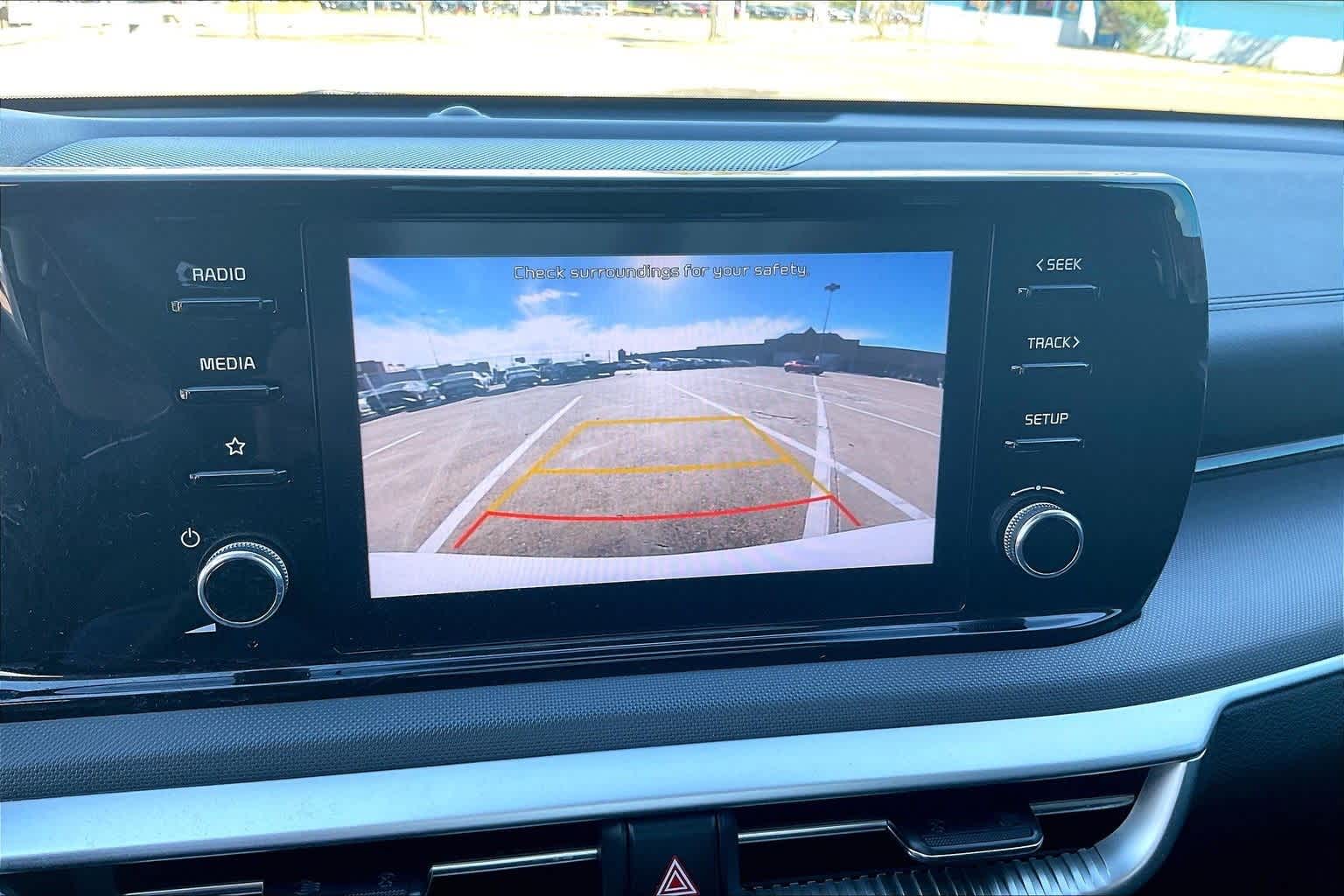 Thumbnail: 2022 Kia K5 - 25