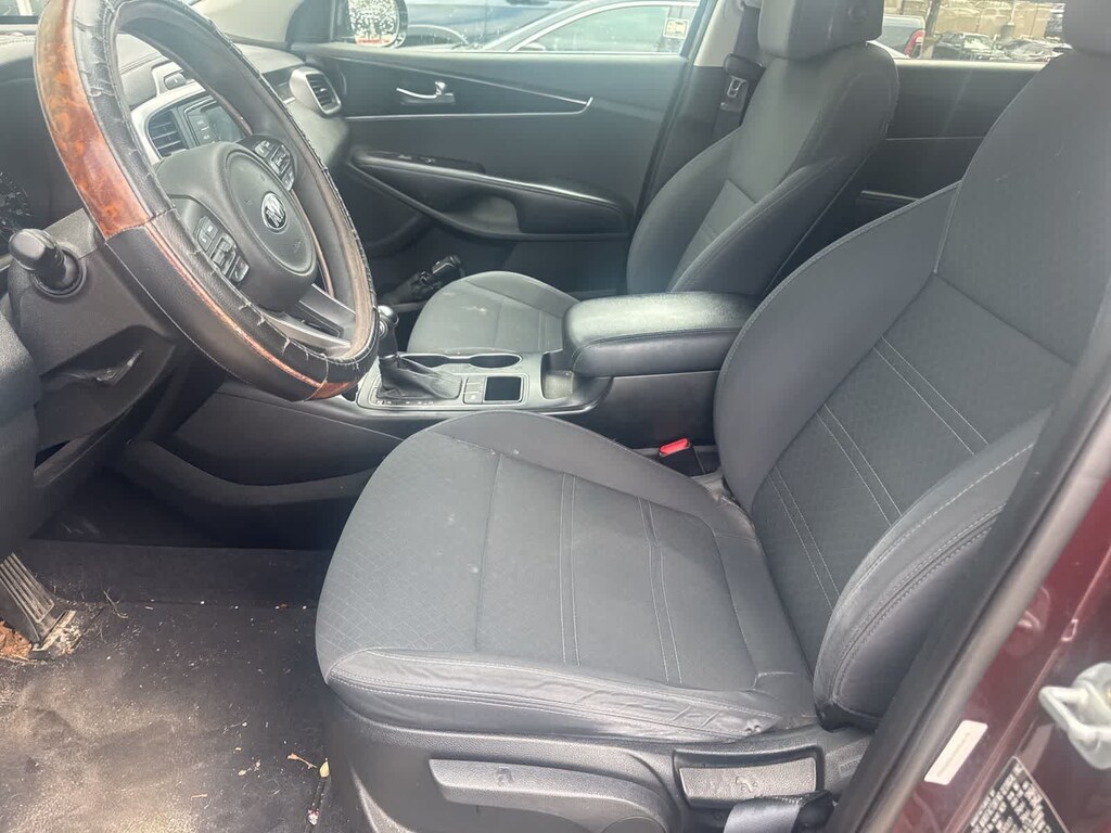 Used 2017 Kia Sorento 3.3L LX SUV