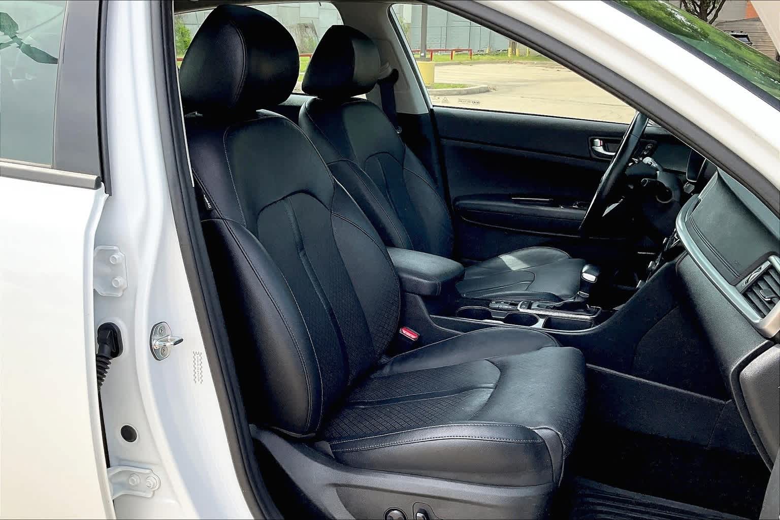 Thumbnail: 2020 Kia Optima - 13