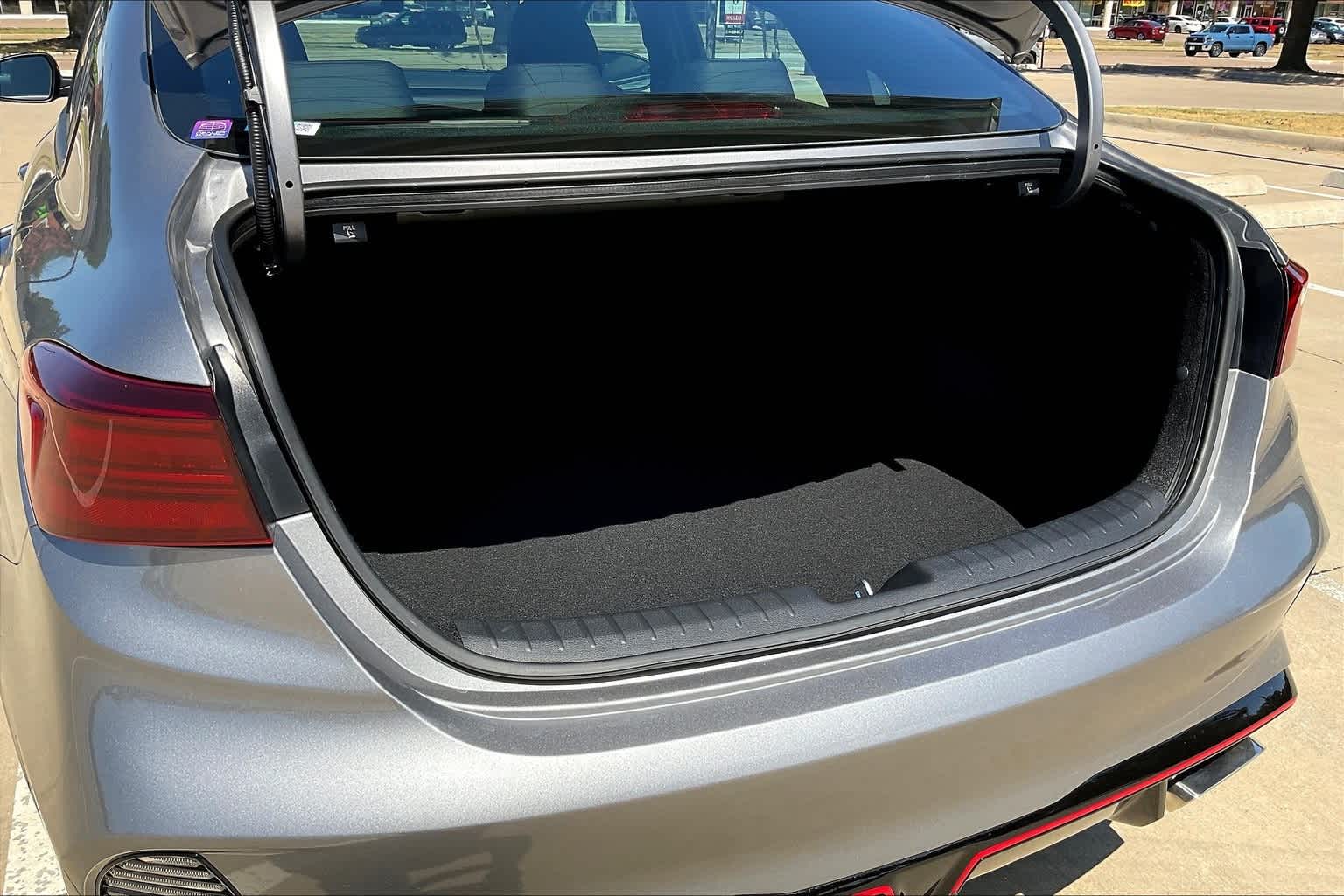 Thumbnail: 2023 Kia Forte - 18