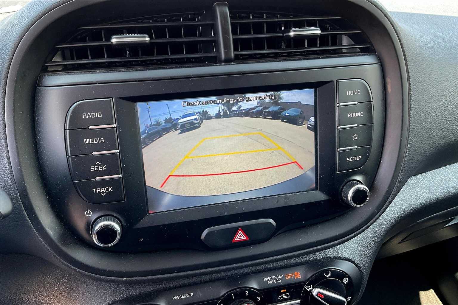 2021 Kia Soul LX 24