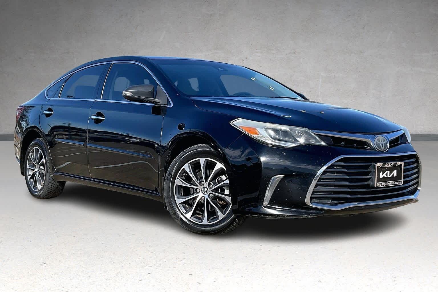 Thumbnail: 2018 Toyota Avalon - 21