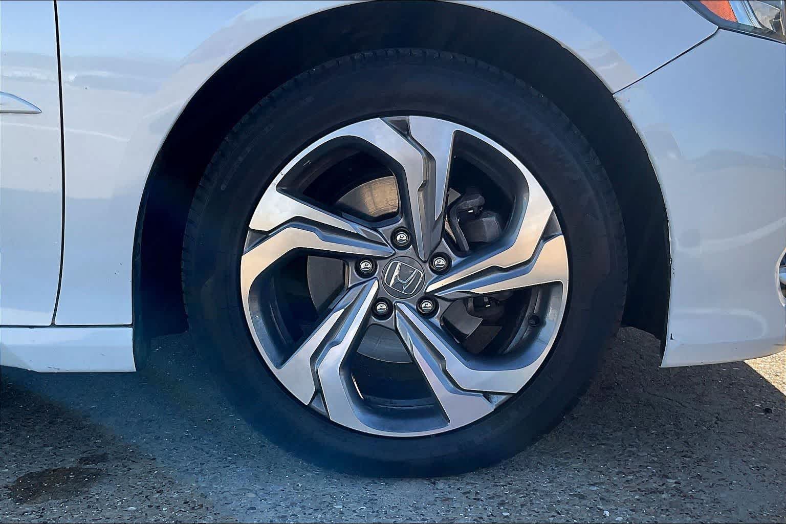 Thumbnail: 2018 Honda Accord - 8