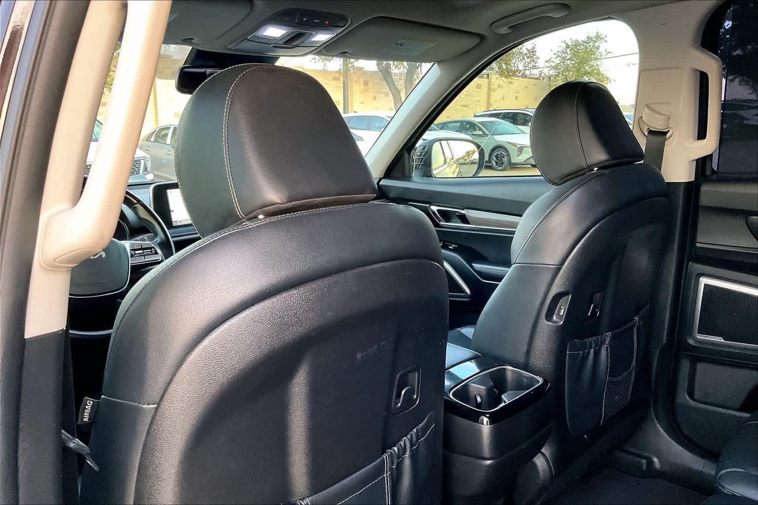 Thumbnail: 2022 Kia Telluride - 11