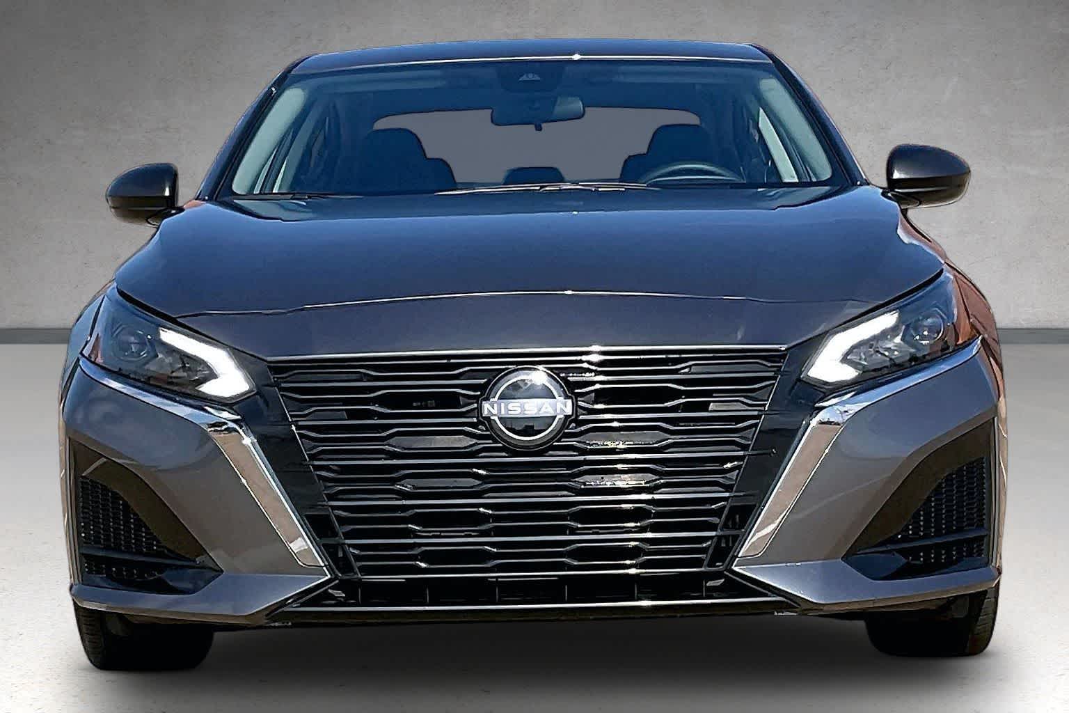 Thumbnail: 2025 Nissan Altima - 6