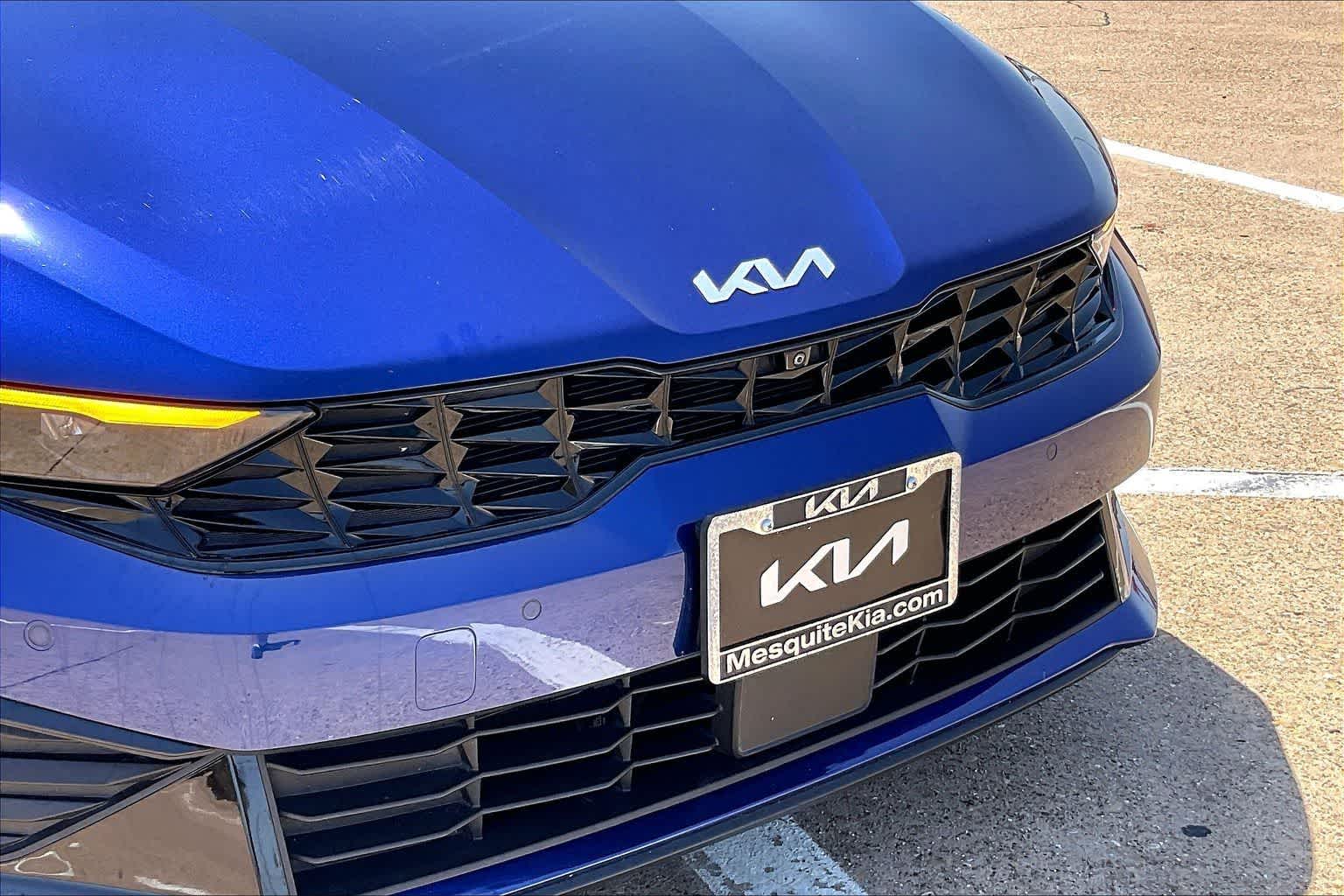 2025 Kia K5 EX - Photo 32
