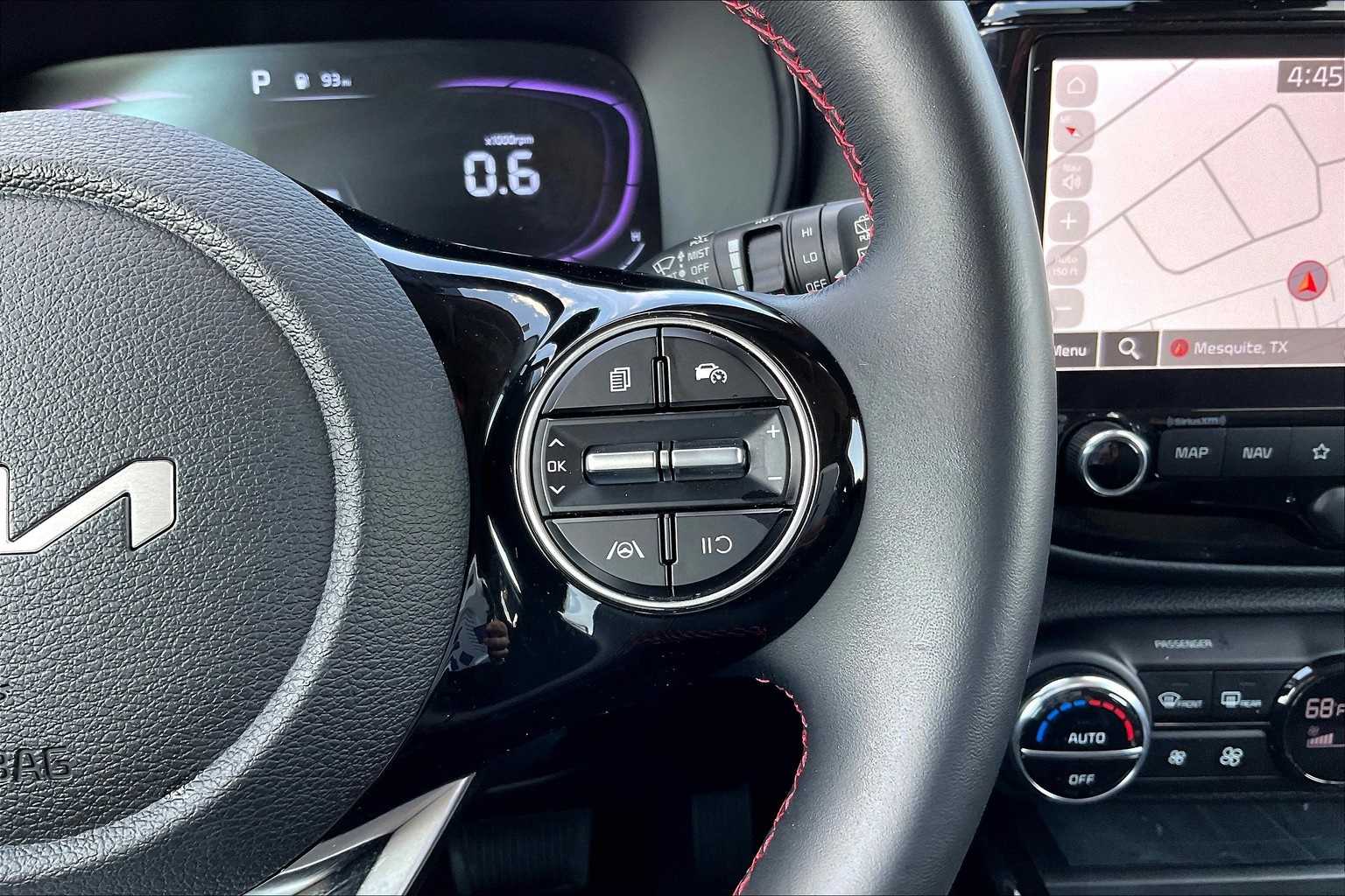 Thumbnail: 2025 Kia Soul - 25