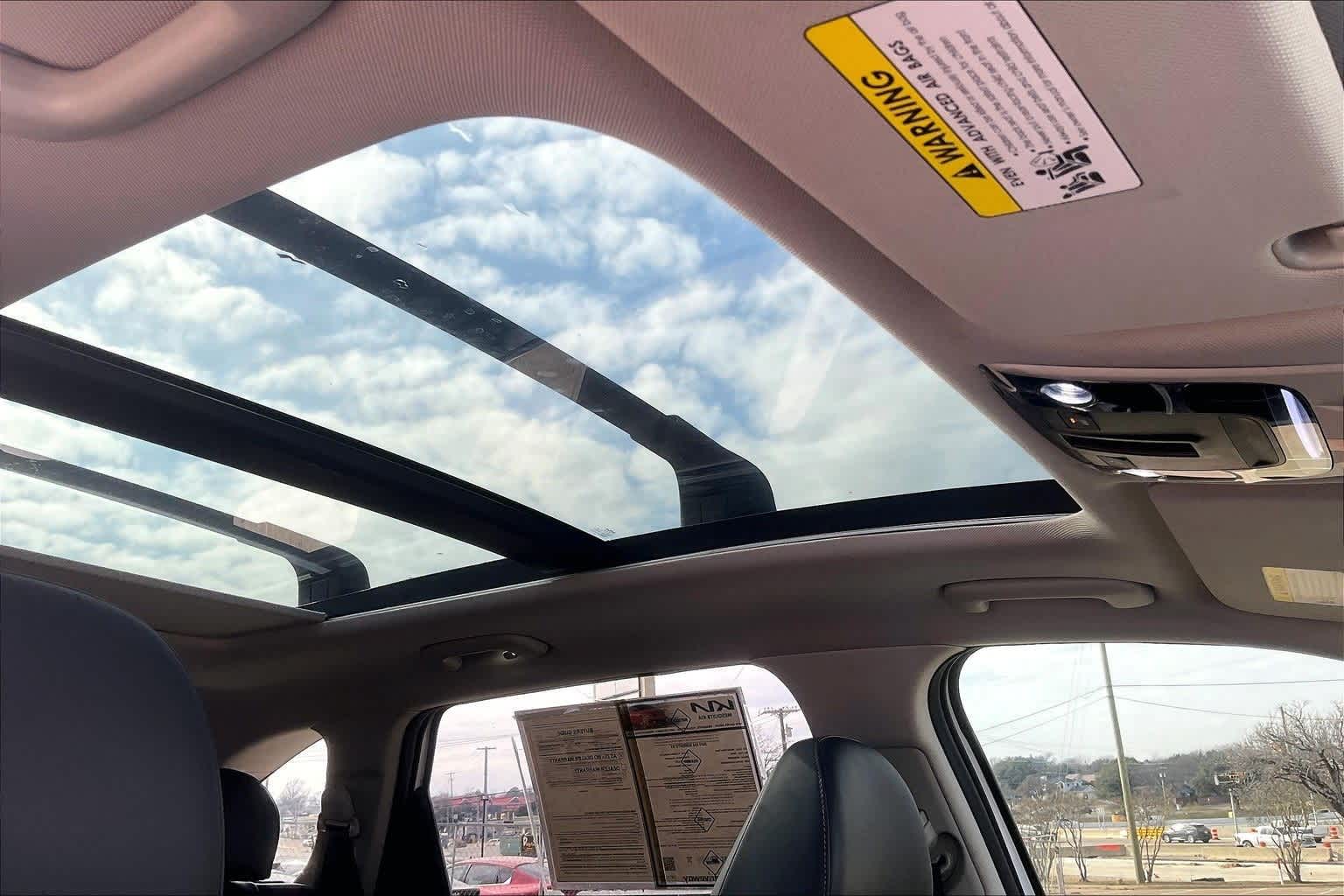 Thumbnail: 2024 Kia Sorento - 28